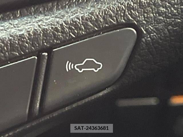 Toyota ALPHARD 2019-07 339228-7