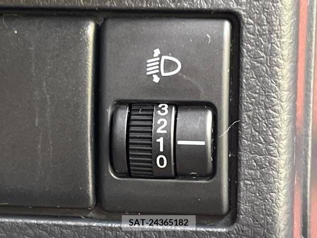 Nissan MOCO 2013-04 334497-5