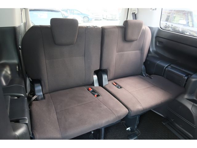 Toyota ESQUIRE 2016-07 20330-27
