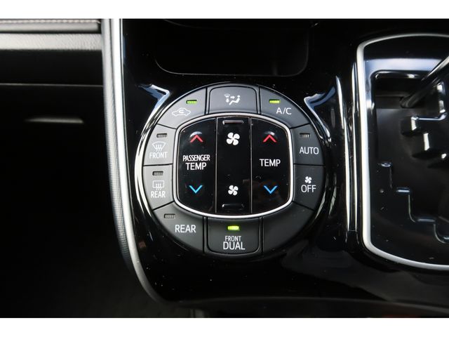 Toyota ESQUIRE 2016-07 20330-17