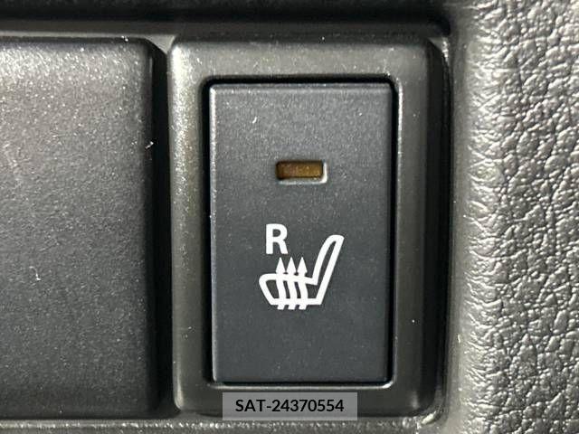 Suzuki SPACIA 2020-05 330612-5