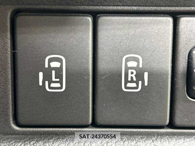 Suzuki SPACIA 2020-05 330612-3