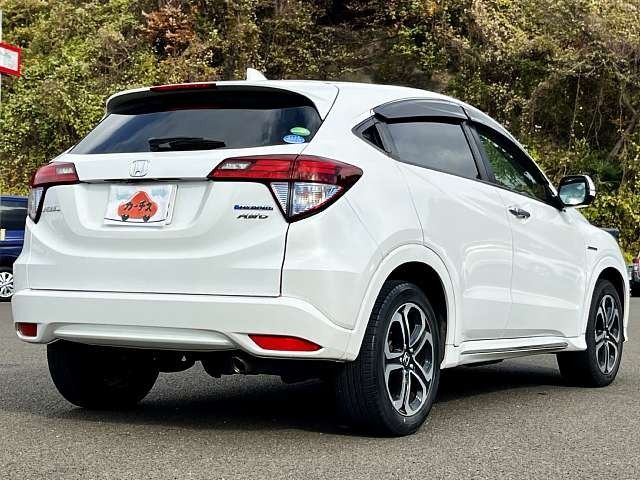 Honda VEZEL 2016-03 182144-2