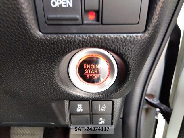 Honda N BOX CUSTOM 2017-10 279086-9