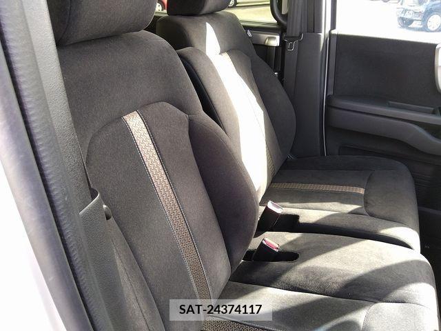 Honda N BOX CUSTOM 2017-10 279086-17
