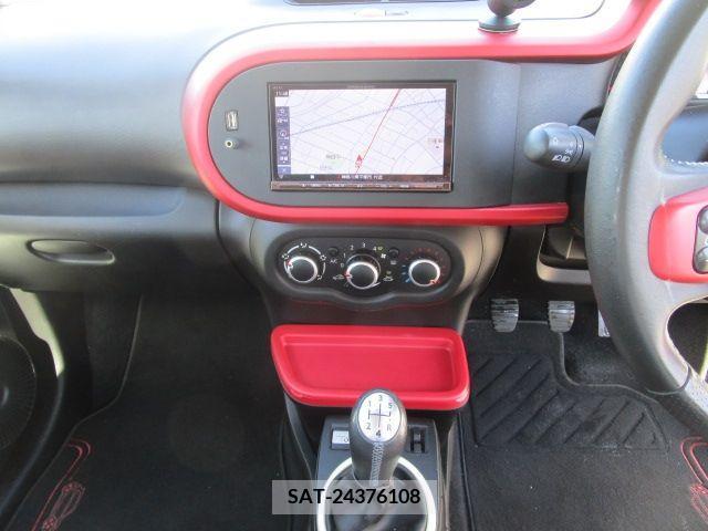 Renault TWINGO 2017-03 210642-11