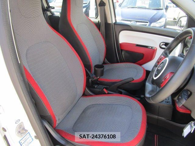 Renault TWINGO 2017-03 210642-15