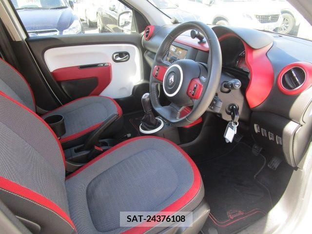 Renault TWINGO 2017-03 210642-23