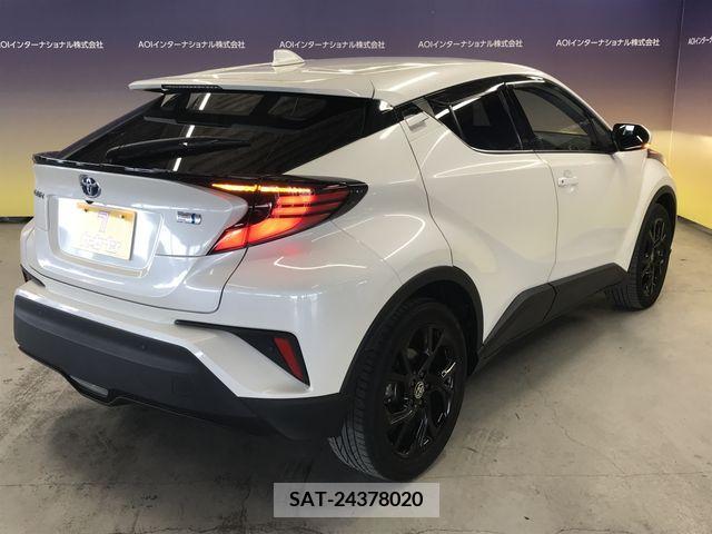 Toyota C-HR 2021-03 296215-2
