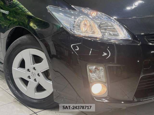 Toyota PRIUS 2011-08 393399-12