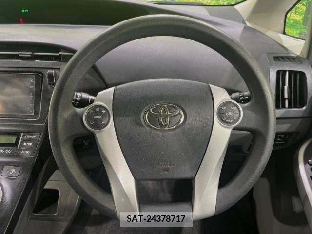 Toyota PRIUS 2011-08 393399-11