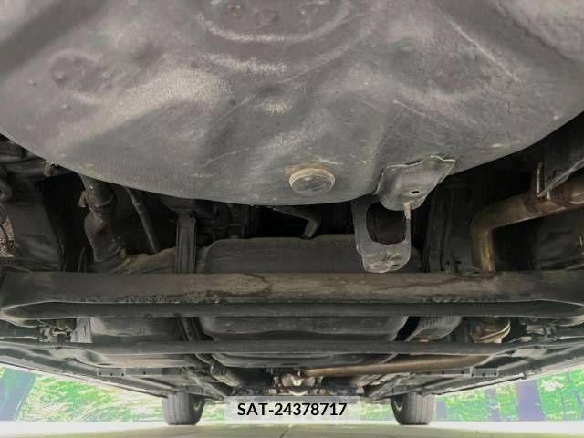 Toyota PRIUS 2011-08 393399-19