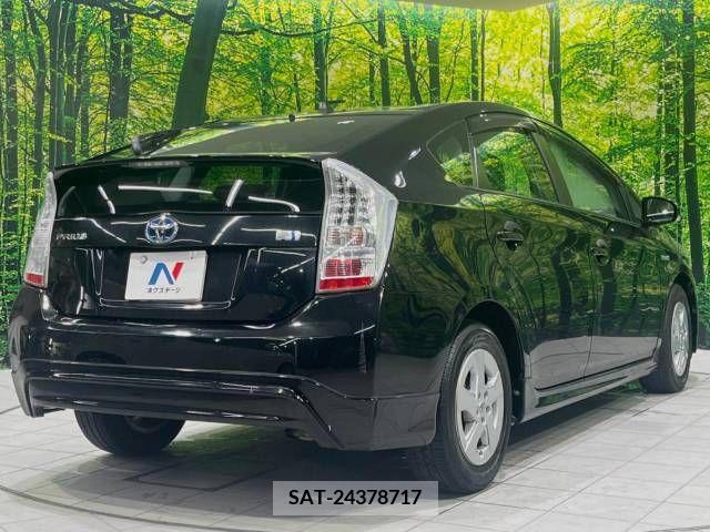 Toyota PRIUS 2011-08 393399-17