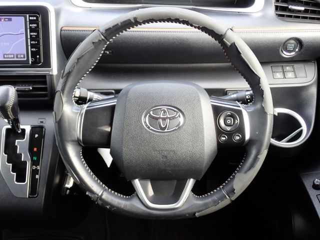 Toyota SIENTA 2016-03 12151-6