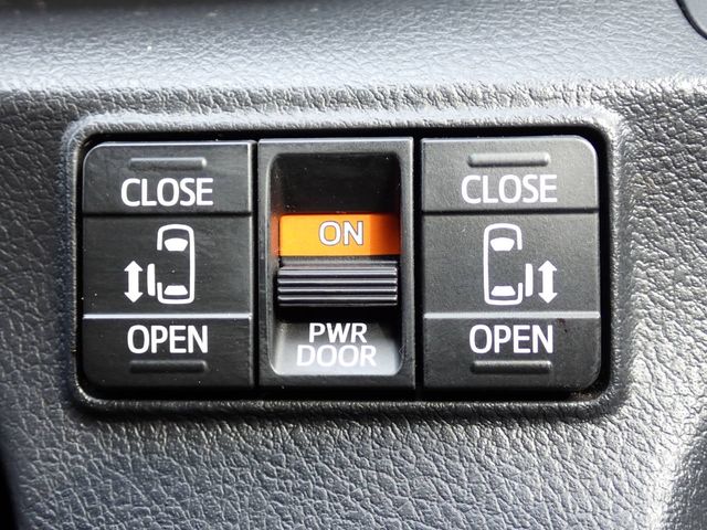 Toyota SIENTA 2016-03 12151-5