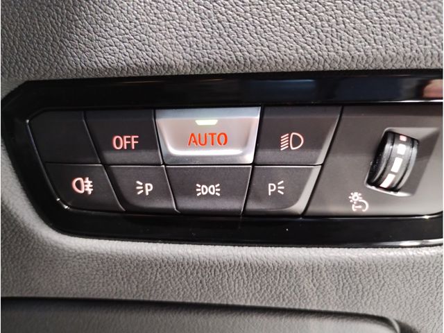 Bmw 2 SERIES 2022-05 4966-23