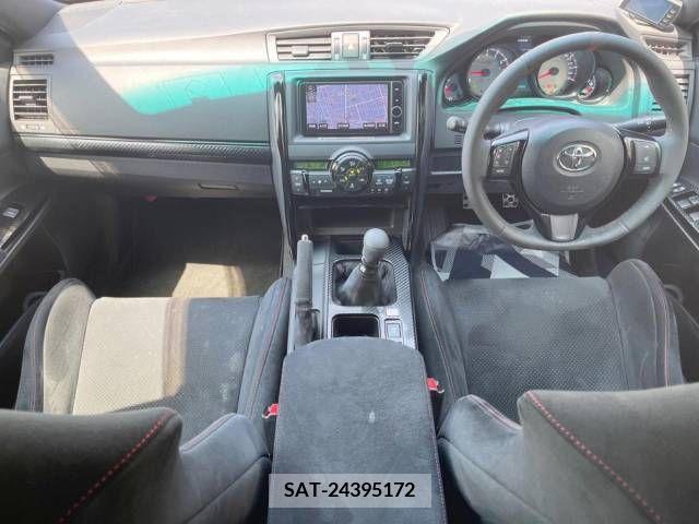 Toyota MARK X 2015-07 374922-1