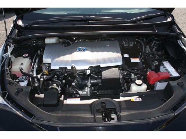 Toyota PRIUS 2018-12 182030-9