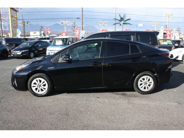 Toyota PRIUS 2018-12 182030-4