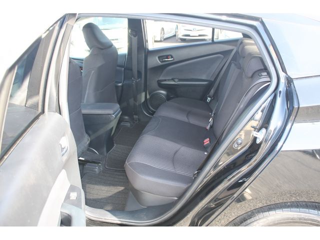 Toyota PRIUS 2018-12 182030-15