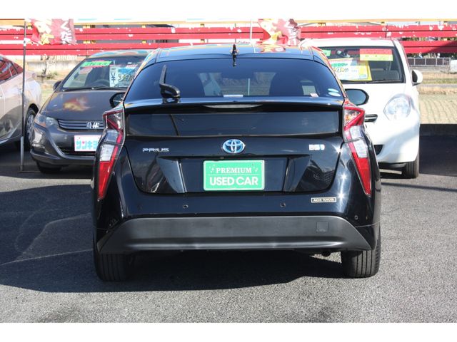 Toyota PRIUS 2018-12 182030-6