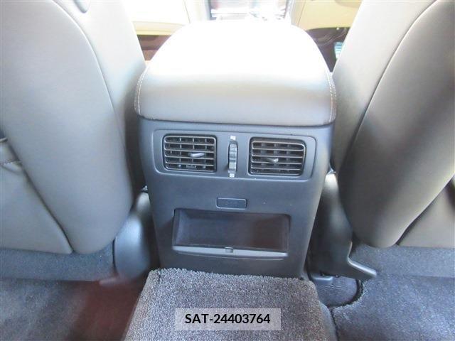 Nissan FUGA 2018-01 334230-25