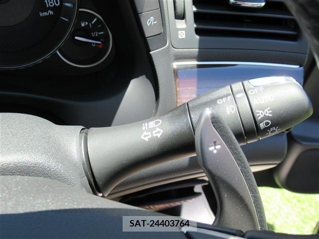 Nissan FUGA 2018-01 334230-22