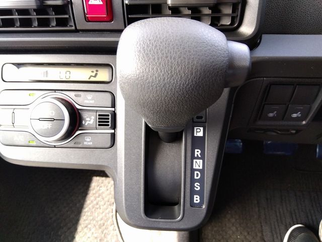 Daihatsu TANTO 2021-11 12397-8