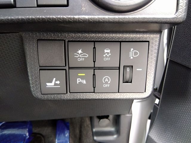 Daihatsu TANTO 2021-11 12397-11