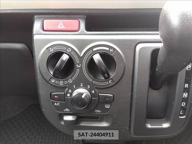 Mazda CAROL 2019-06 305283-5