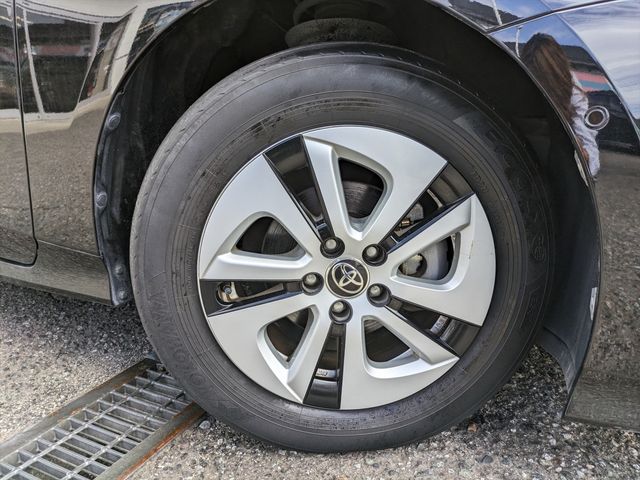 Toyota PRIUS 2016-08 21362-2