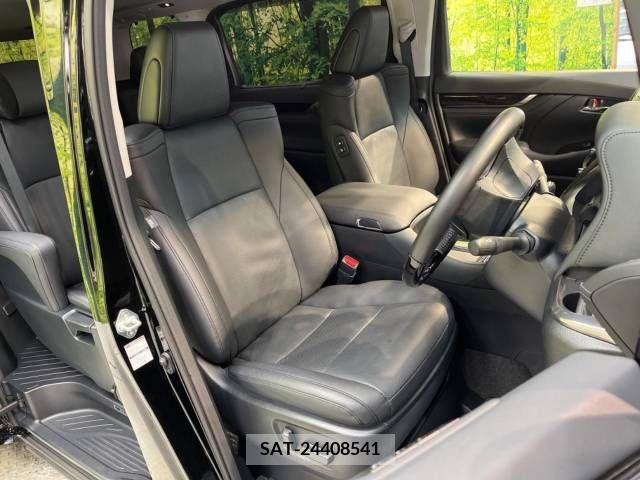 Toyota ALPHARD 2022-09 216186-9