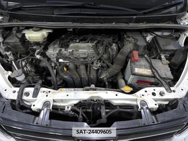 Toyota NOAH 2015-04 383696-18