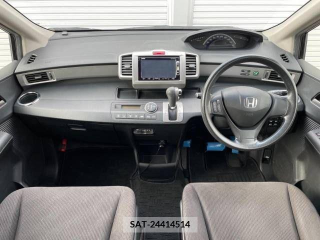 Honda FREED 2013-07 360606-1
