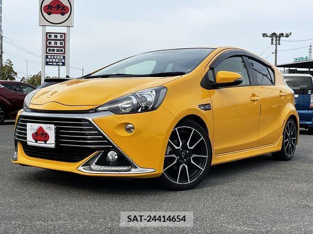 Toyota AQUA 2014-12 233964-0