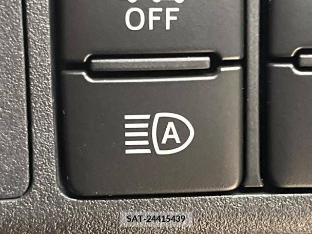Daihatsu WAKE 2018-10 371086-6