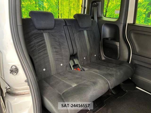 Honda N BOX CUSTOM 2022-08 231755-9