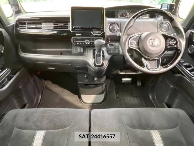 Honda N BOX CUSTOM 2022-08 231755-1