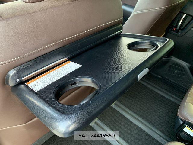 Toyota ESQUIRE 2017-10 351104-19