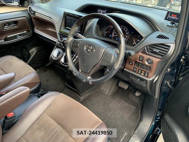 Toyota ESQUIRE 2017-10 351104-14