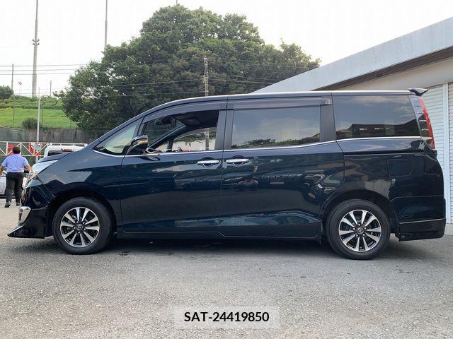 Toyota ESQUIRE 2017-10 351104-8