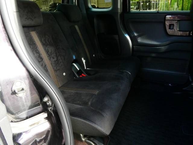 Honda N BOX CUSTOM 2018-03 193407-9