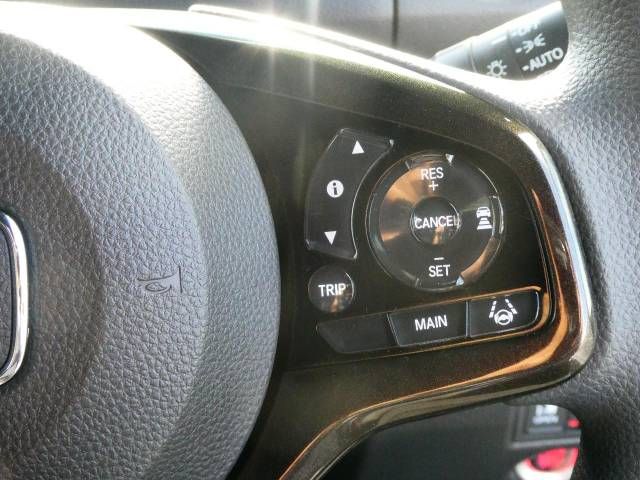 Honda N BOX CUSTOM 2018-03 193407-5