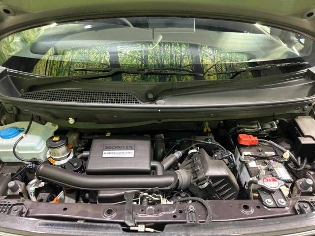 Honda N BOX CUSTOM 2018-03 193407-18