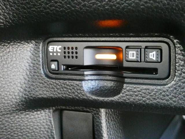Honda N BOX CUSTOM 2018-03 193407-7