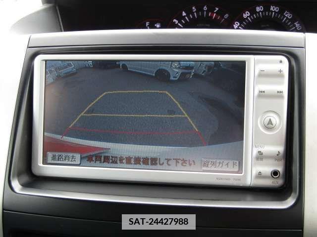 Toyota VOXY 2007-01 385429-1