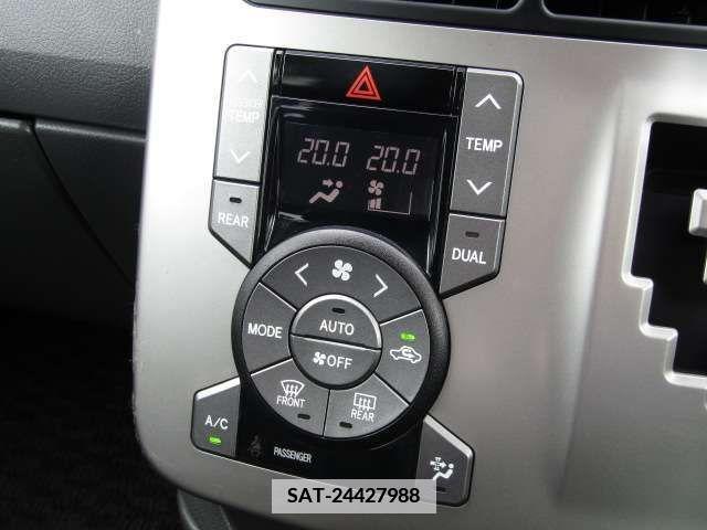 Toyota VOXY 2007-01 385429-15