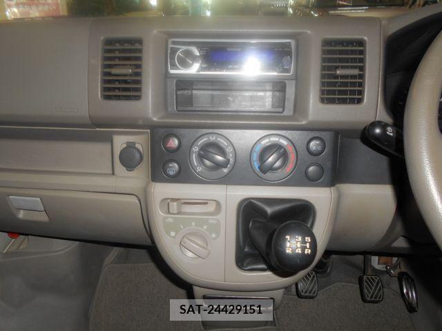 Suzuki EVERY 2014-06 207840-11