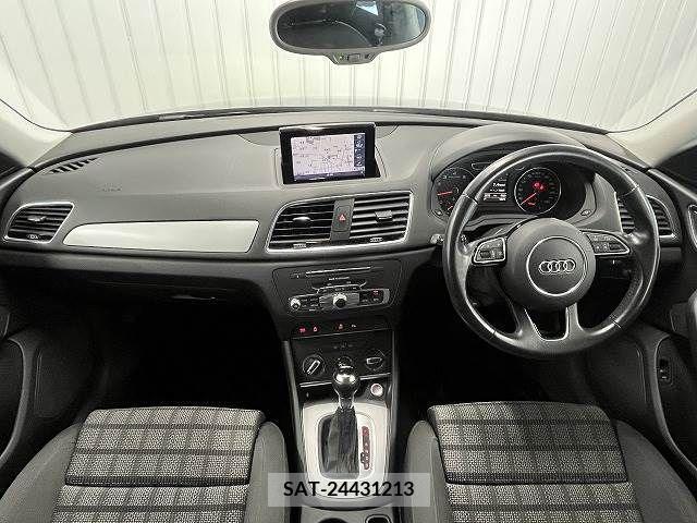Audi Q3 2015-07 262581-1