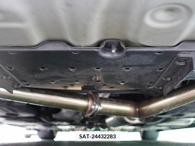 Toyota MARK X 2019-12 329702-29